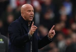 斯洛特:范戴克进球后14秒边裁才举旗 曼城上赛季类似球却算进了